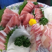 お刺身盛り合わせ